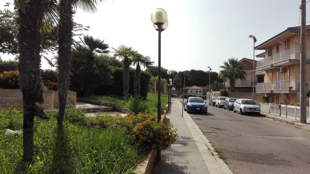 La Casa Bianca Marina di Ragusa Exterior foto